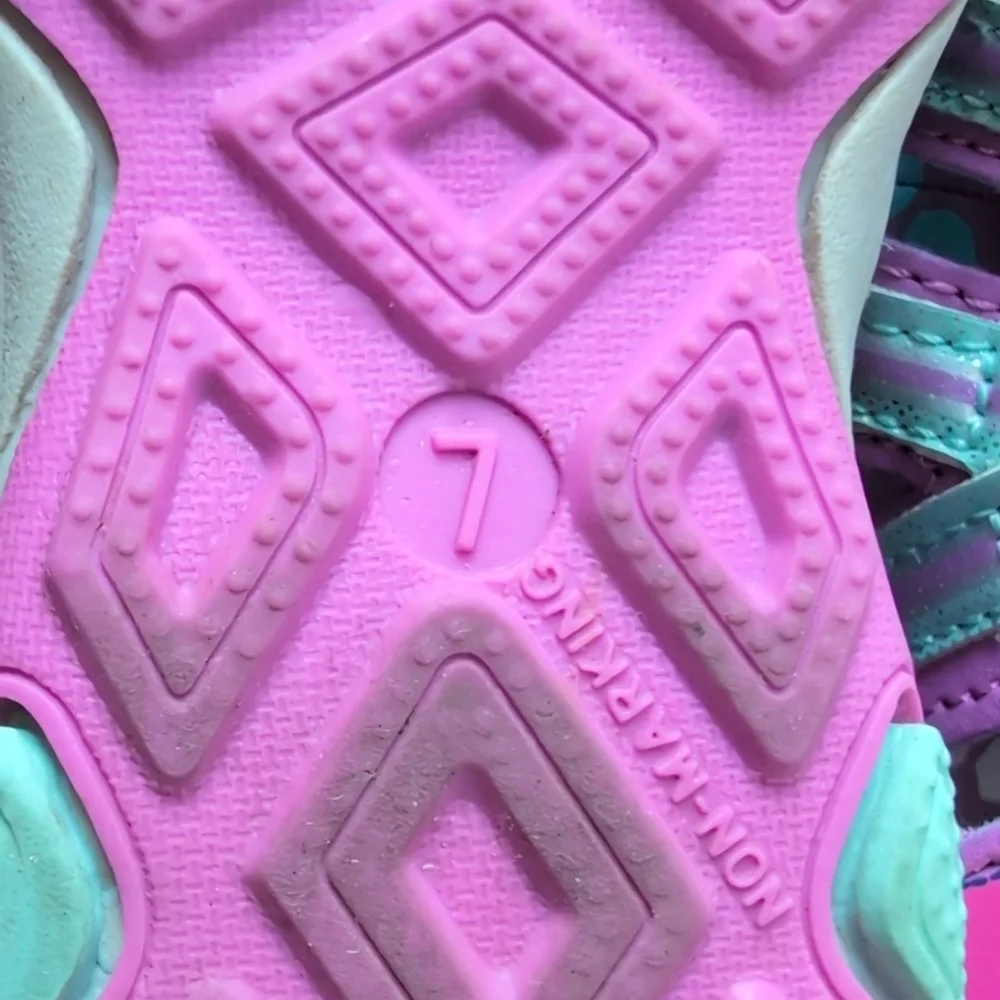 3/$15 - Paw Patrol Toddler Purple Light Up Sandals Size 7